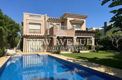 Villa - 4 Bedrooms - 5 Bathrooms for sale in Seasons Residence - Ext North Inves Area - New Cairo City - Cairo