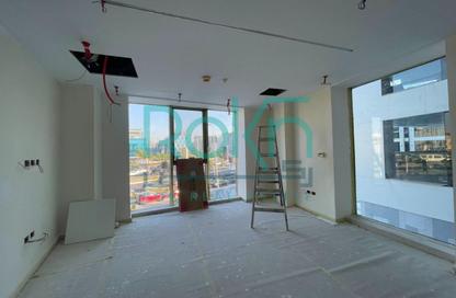 Office Space - Studio - 1 Bathroom for rent in Central Avenue - 2nd District - Sheikh Zayed City - Giza