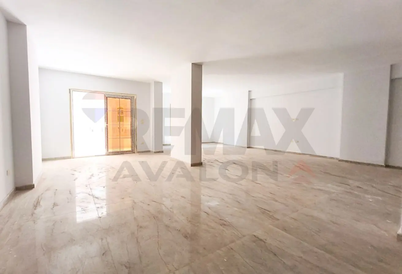 100923587 - Property Main Image