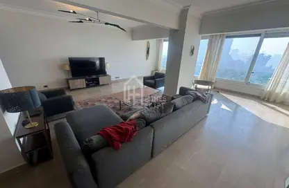 Apartment - 3 Bedrooms - 4 Bathrooms for sale in Hassan Sabri St. - Zamalek - Cairo