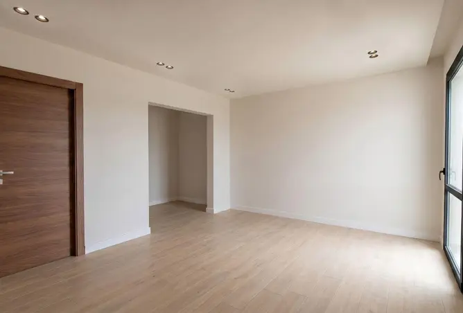 111034312 - Property Image 2