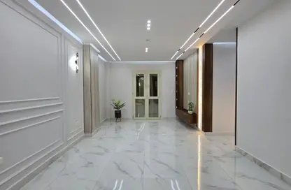 Apartment - 3 Bedrooms - 2 Bathrooms for sale in Gate 4 old - Horus - Hadayek El Ahram - Giza