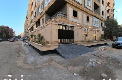 Apartment - 2 Bedrooms - 2 Bathrooms for rent in 11th District - Sheikh Zayed City - Giza