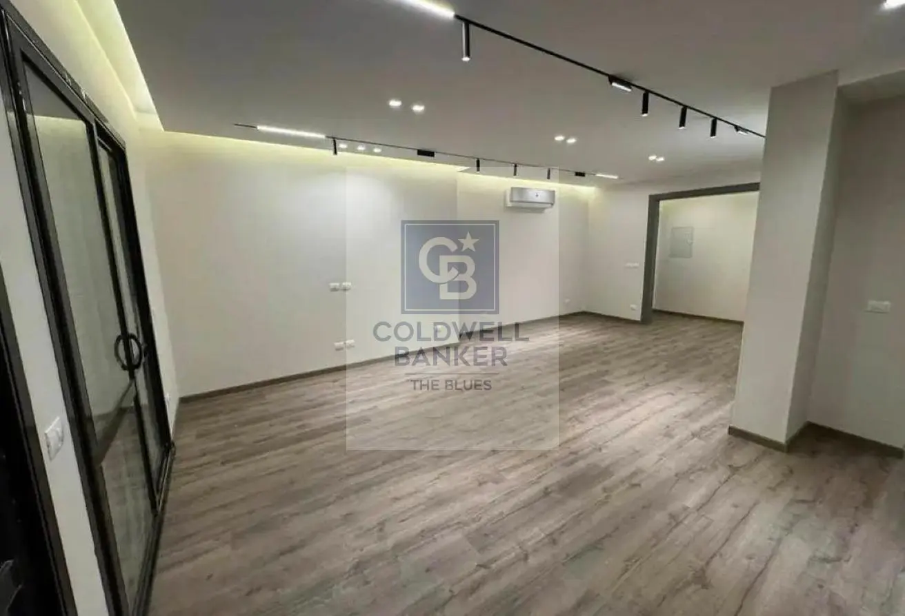 108784411 - Property Main Image