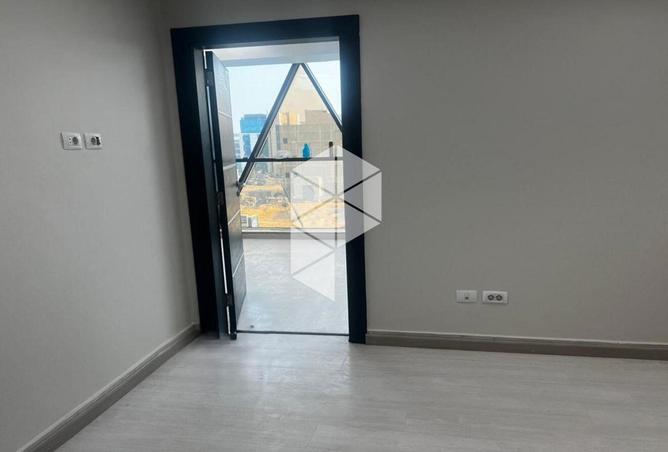 8628056 - Property Image 2