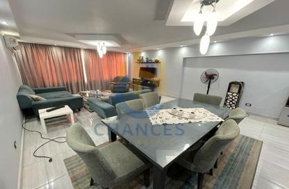 Apartment - 2 Bedrooms - 2 Bathrooms for sale in Cornish El Nile St. - Maadi - Hay El Maadi - Cairo