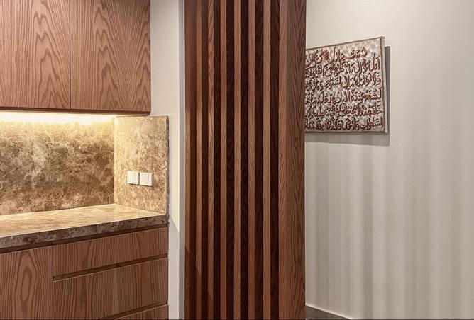 98823808 - Property Image 3