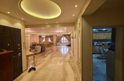 Apartment - 3 Bedrooms - 3 Bathrooms for sale in Beram Al Tunsi St. - Al Narges 1 - Al Narges - New Cairo City - Cairo