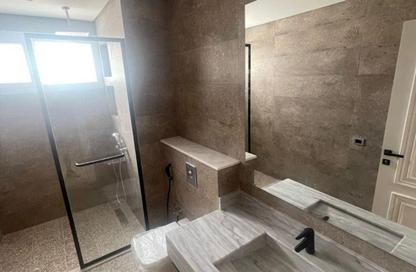 Apartment - 3 Bedrooms - 4 Bathrooms for rent in Palm Springs Compound - Cairo Alexandria Desert Road - Giza