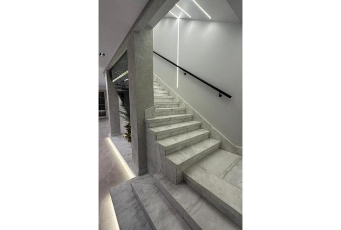 8606947 - Property Image 3