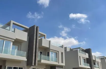 فيلا - 4 غرف نوم - 4 حمامات للبيع في 6 ويست - بيفرلي هيلز - كمبوندات الشيخ زايد - الشيخ زايد - الجيزة