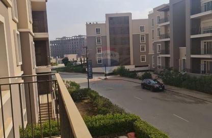 Apartment - 2 Bedrooms - 3 Bathrooms for sale in October Plaza - 6 October Compounds - 6 October City - Giza