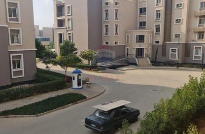 Apartment - 2 Bedrooms - 3 Bathrooms for sale in October Plaza - 6 October Compounds - 6 October City - Giza