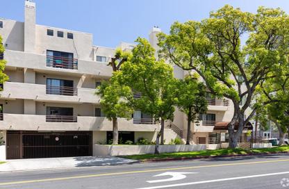 Apartment - 2 Bedrooms - 3 Bathrooms for rent in The Courtyards - Sheikh Zayed Compounds - Sheikh Zayed City - Giza