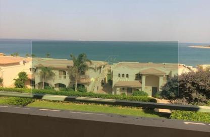 (بنتهاوس  (روف - 3 غرف نوم - 2 حمامات للبيع في لافيستا 1 - لافيستا - العين السخنة - السويس