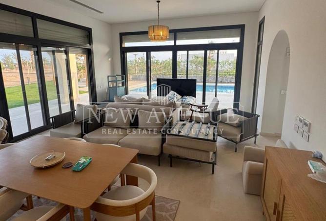 98833097 - Property Image 3