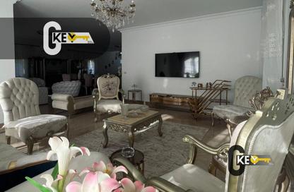 Villa - 6 Bedrooms - 5 Bathrooms for rent in Privado - Madinaty - Cairo