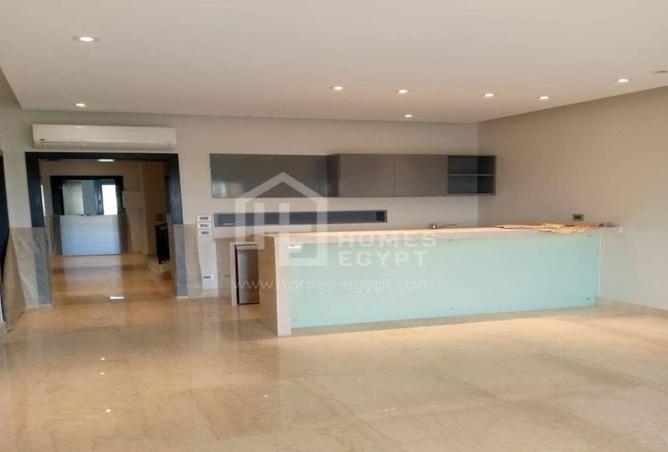 2ObwrZzwflQ - Property Image 3