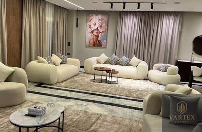 Villa - 5 - 6 for rent in Garden Residence - Hyde Park - New Cairo City - Cairo