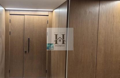 Office Space - Studio - 5 Bathrooms for rent in District 5 - 5th Settlement Compounds - The 5th Settlement - New Cairo City - Cairo