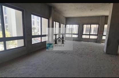 Office Space - Studio - 5 Bathrooms for rent in District 5 - 5th Settlement Compounds - The 5th Settlement - New Cairo City - Cairo