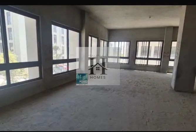 98282813 - Property Image 3