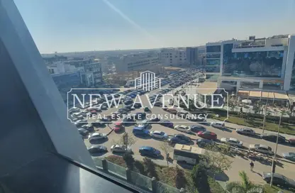Office Space - 3 Bedrooms - 1 Bathroom for sale in Cairo Business Plaza - North Teseen St. - The 5th Settlement - New Cairo City - Cairo