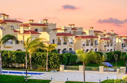 تاون هاوس - 3 غرف نوم - 3 حمامات للبيع في الباتيو 5 - الباتيو - كمبوندات الشروق - مدينة الشروق - القاهرة