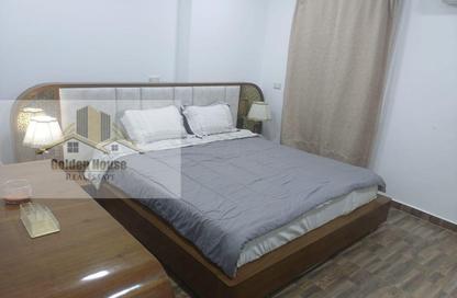 Apartment - 2 Bedrooms - 1 Bathroom for rent in Al Gezira El Wosta St. (Yousef Kamel) - Zamalek - Cairo