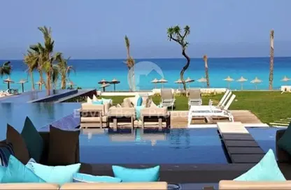 فيلا - 5 غرف نوم - 4 حمامات للبيع في سيلڤر ساندس - قسم مرسي مطروح - الساحل الشمالي