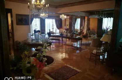 شقة - 4 غرف نوم - 5 حمامات للبيع في شارع كورنيش النيل - المعادي - حي المعادي - القاهرة