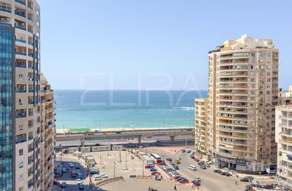 شقة - 3 غرف نوم - 2 حمامات للبيع في شارع محمد نجيب - سيدي بشر - حي اول المنتزة - الاسكندرية