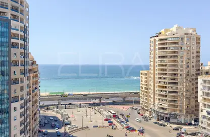 شقة - 3 غرف نوم - 2 حمامات للبيع في شارع محمد نجيب - سيدي بشر - حي اول المنتزة - الاسكندرية
