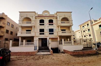Duplex - 3 Bedrooms - 2 Bathrooms for sale in Tamr Hena - 5th Settlement Compounds - The 5th Settlement - New Cairo City - Cairo
