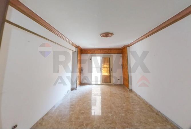 106862113 - Property Image 2