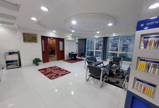 8404717 - Property Image 2