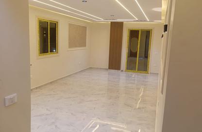 Apartment - 3 - 2 for sale in Al Gamaa Al Haditha St. - Al Hadaba Al Wosta - Mokattam - Cairo
