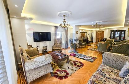 Apartment - 3 Bedrooms - 2 Bathrooms for sale in Al Mosheer Ahmed Ismail St. - Sidi Gaber - Hay Sharq - Alexandria