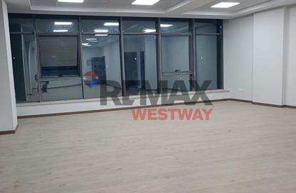 Office Space - Studio - 1 Bathroom for rent in Centrada Plaza - Juhayna Square - 6 October City - Giza
