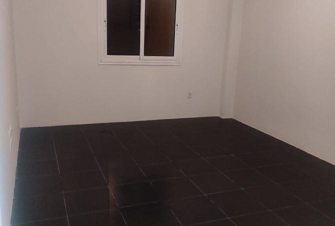 8393318 - Property Image 3