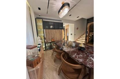 Villa - 5 Bedrooms - 4 Bathrooms for sale in Madinaty - Cairo