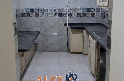 Apartment - 3 Bedrooms - 2 Bathrooms for rent in Smouha Square - Smouha - Hay Sharq - Alexandria