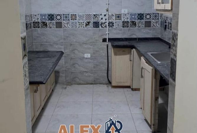 83402114 - Property Image 3