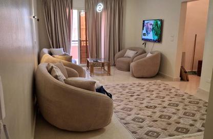 Apartment - 3 Bedrooms - 1 Bathroom for rent in Gardenia City Compound Nasr City - Zahraa Madinat Nasr - Nasr City - Cairo