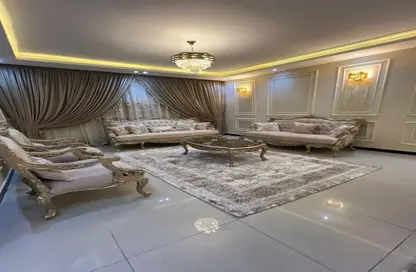 شقة - 3 غرف نوم - 2 حمامات للايجار في شارع محمد حسنين هيكل - المنطقة السادسة - مدينة نصر - القاهرة