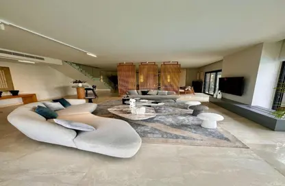 Villa - 4 Bedrooms - 5 Bathrooms for sale in Swan Lake West - 6 October Compounds - 6 October City - Giza