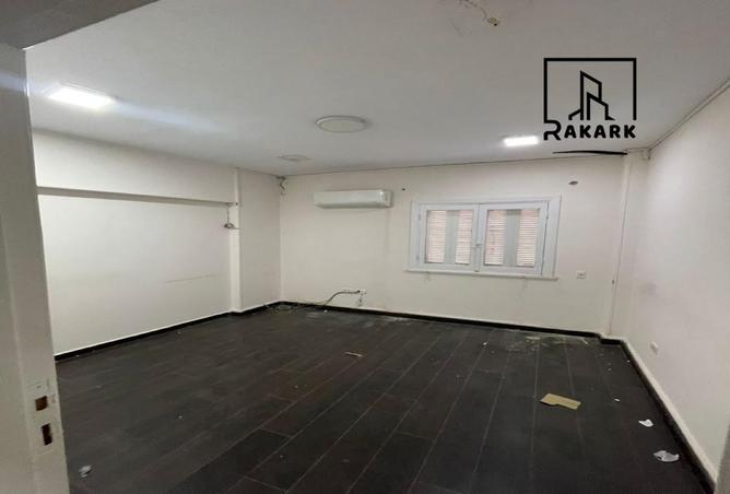 8589400 - Property Main Image