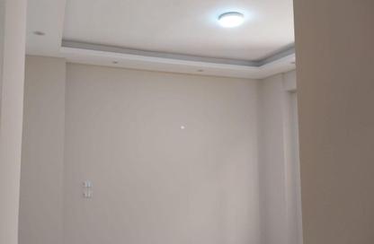 Apartment - 3 Bedrooms - 2 Bathrooms for rent in South Lotus - El Lotus - New Cairo City - Cairo