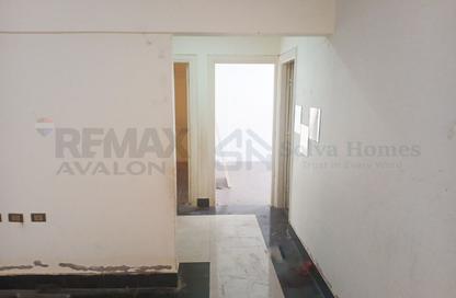 Apartment - 3 - 1 for sale in Al Nasr St. - Smouha - Hay Sharq - Alexandria