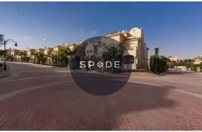 Townhouse - 3 Bedrooms - 4 Bathrooms for sale in Al Patio 5 East - El Patio - El Shorouk Compounds - Shorouk City - Cairo
